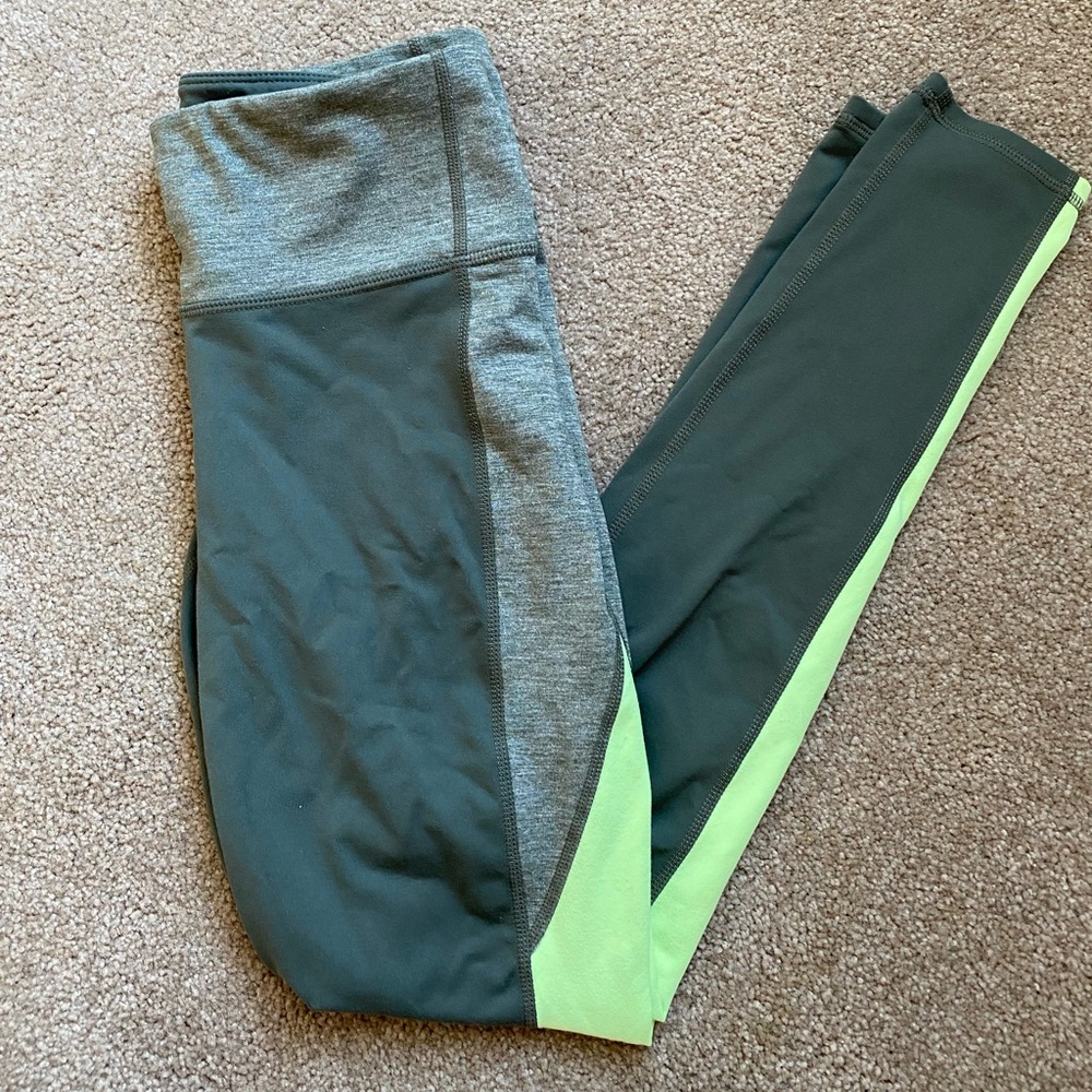 ATHLETA workout leggings